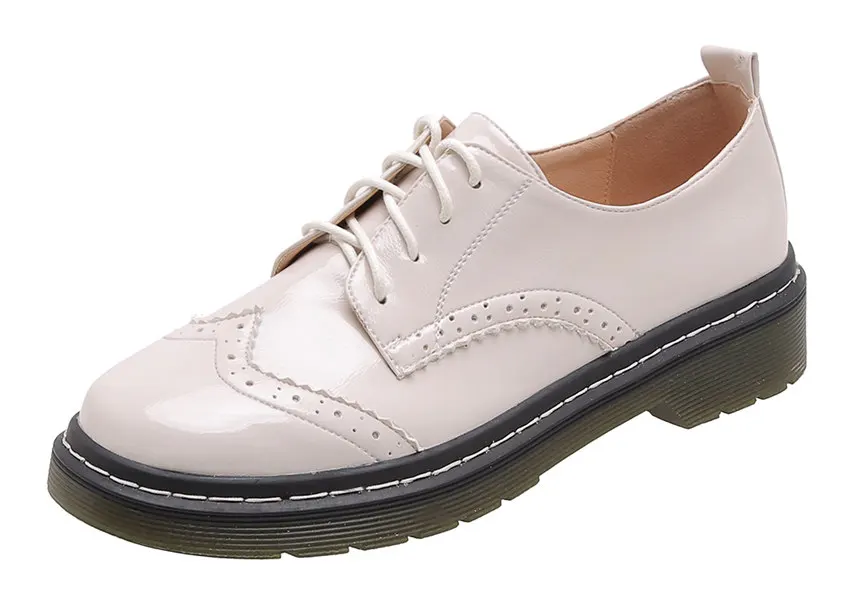 Black red patent leather brogues with thick heels - Image 4