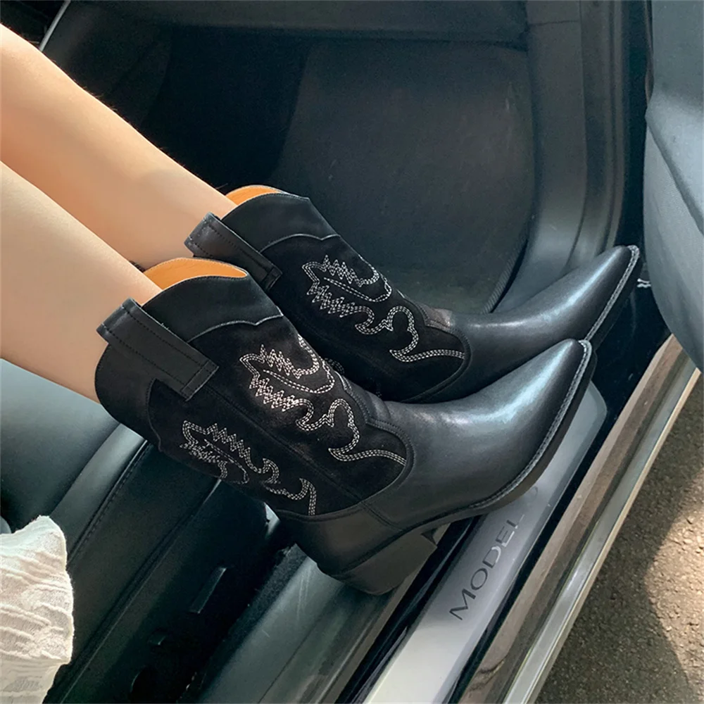 Black and white leather mid-calf cowboy boots - Image 7