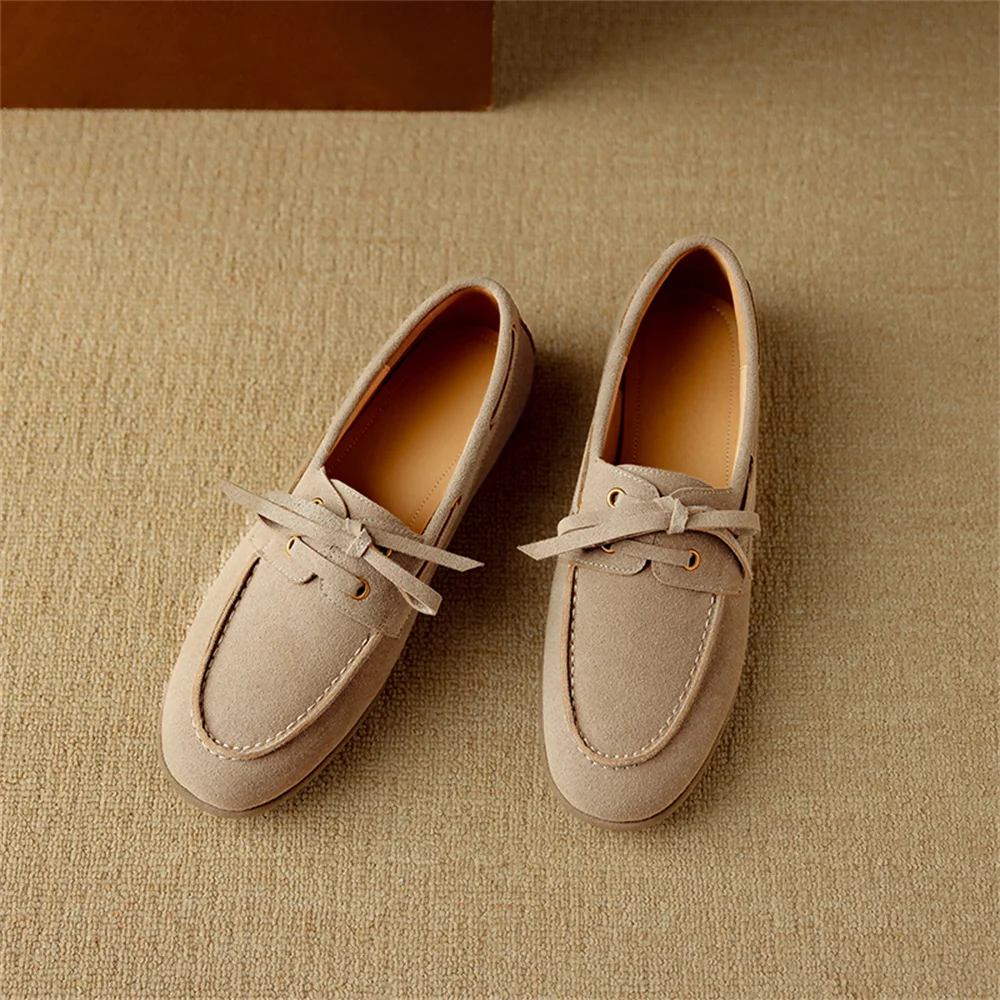 Suede leather lace-up loafers with bowtie detail - Image 6