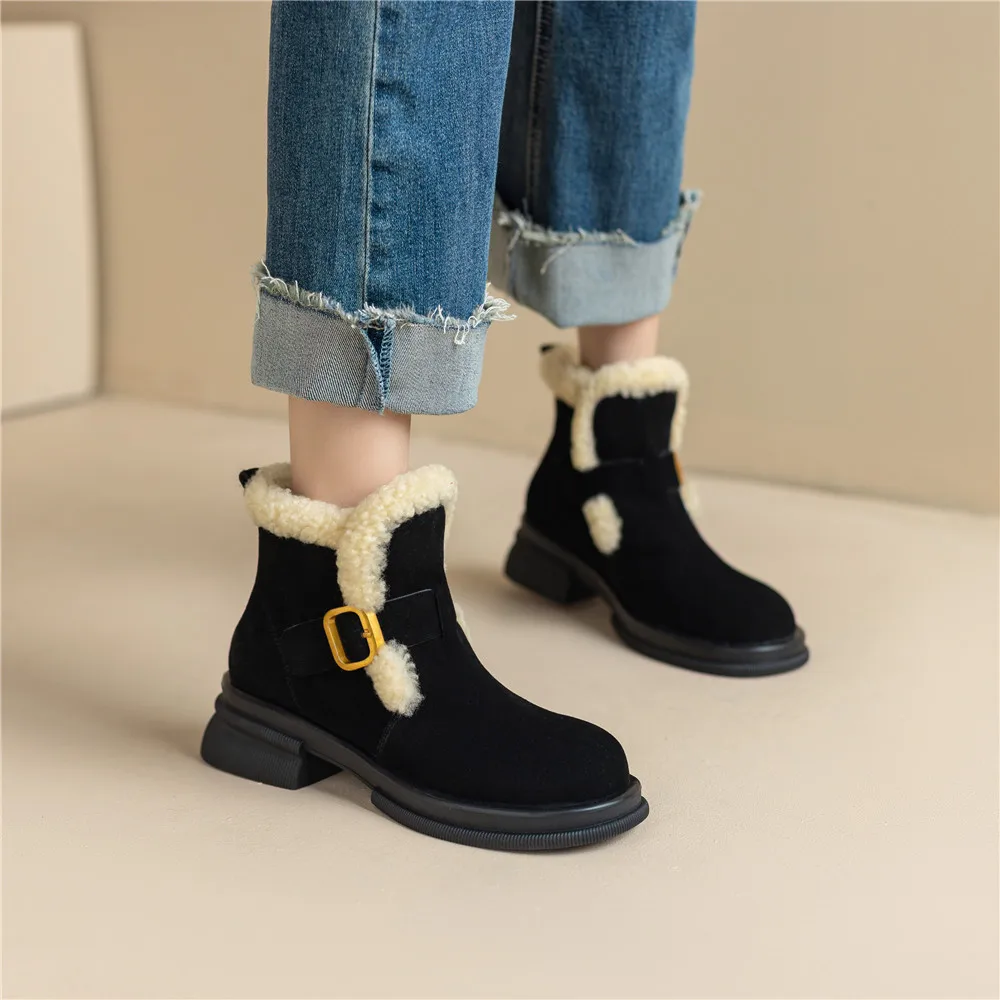 Round toe ankle boots with belt buckle in cow suede leather - Image 5