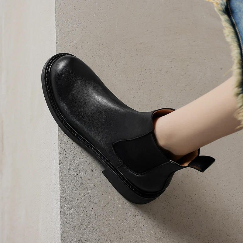 Chelsea boots for women - classic slip-on ankle boots - Image 3