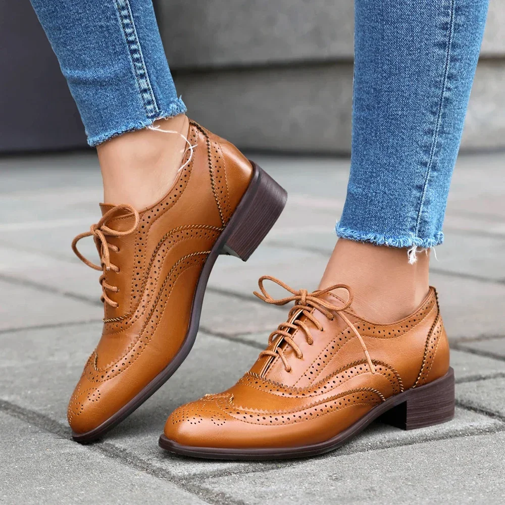 Brown classic leather derby shoes - Image 2