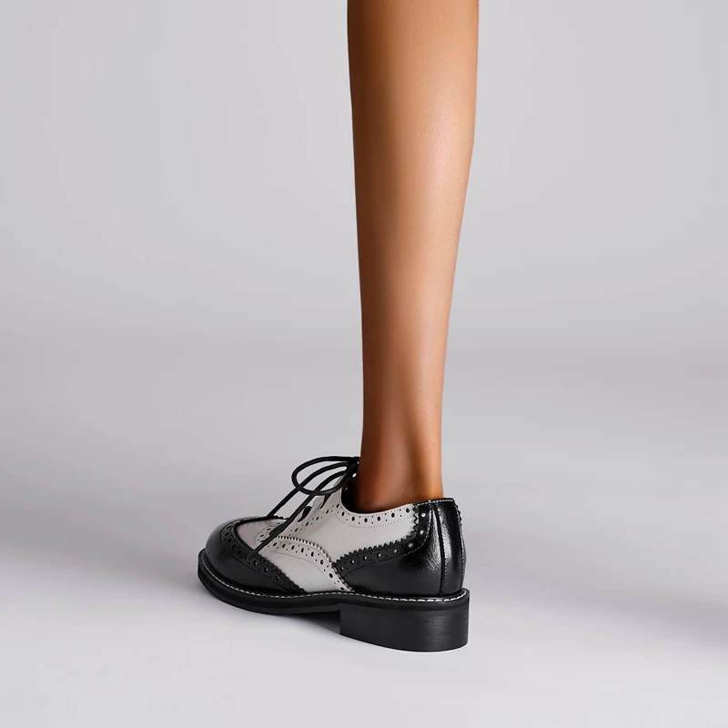 Hollow out leather lace up round head heels - Image 13