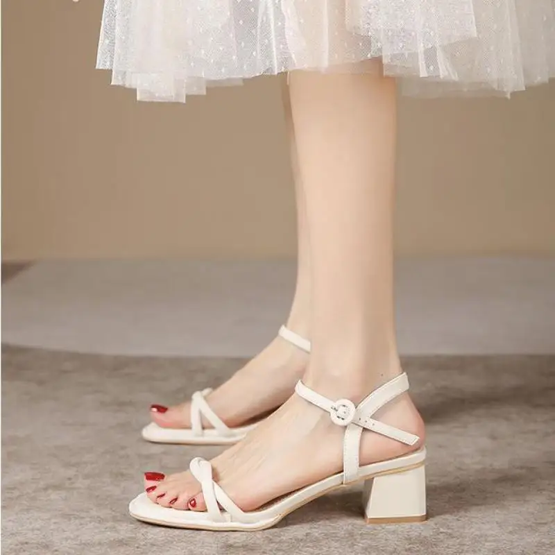 Block heel open toe sandals for summer beach - Image 2
