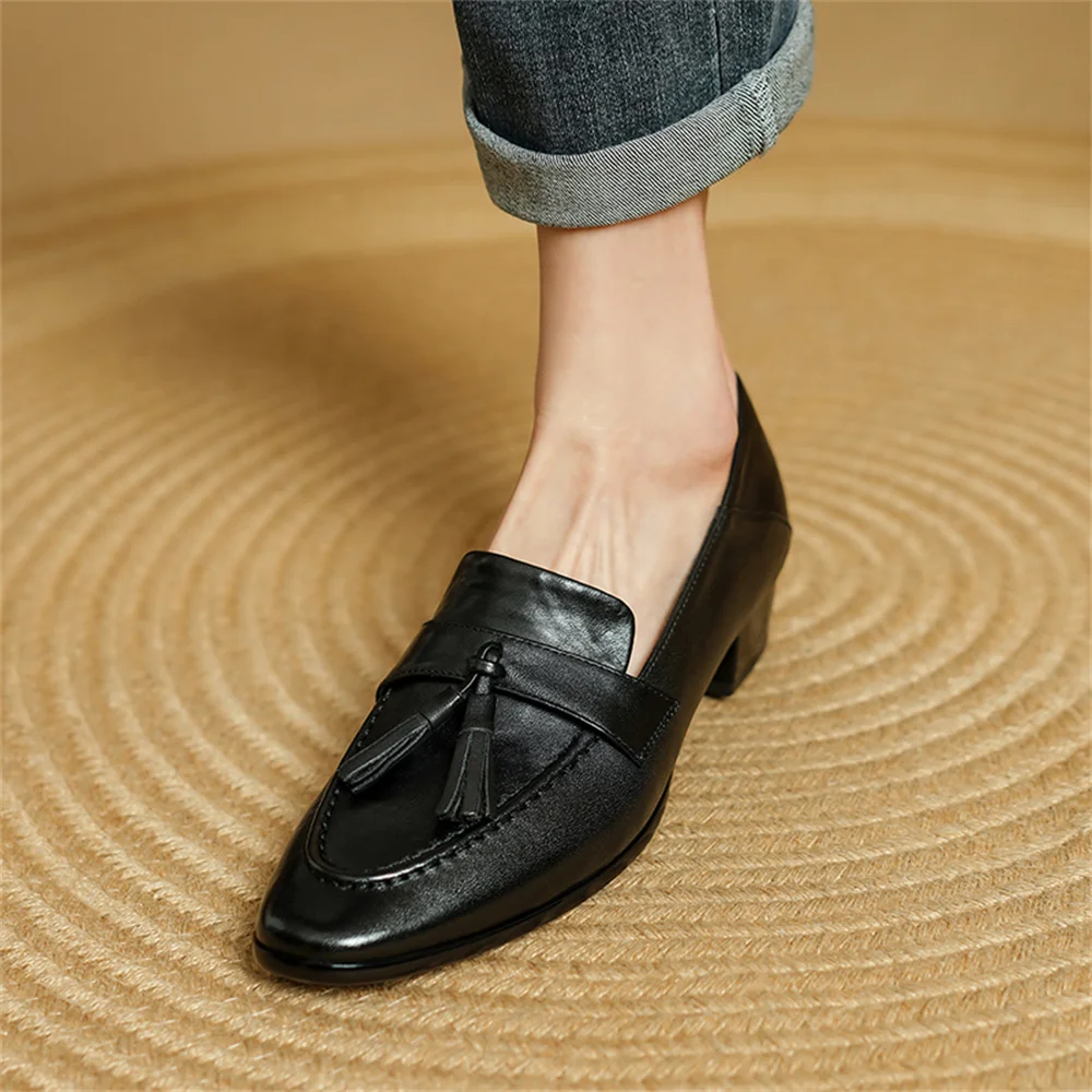 Genuine leather high heeled loafers - Image 10
