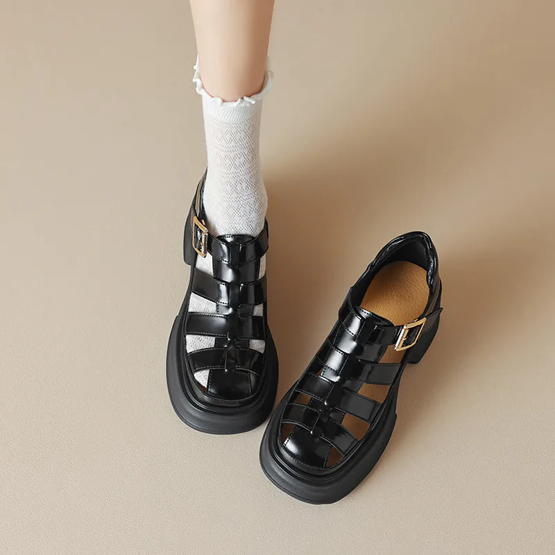 White platform sandals - Image 2