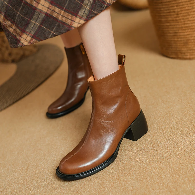 Genuine leather winter ankle boots with thick heel - Image 7