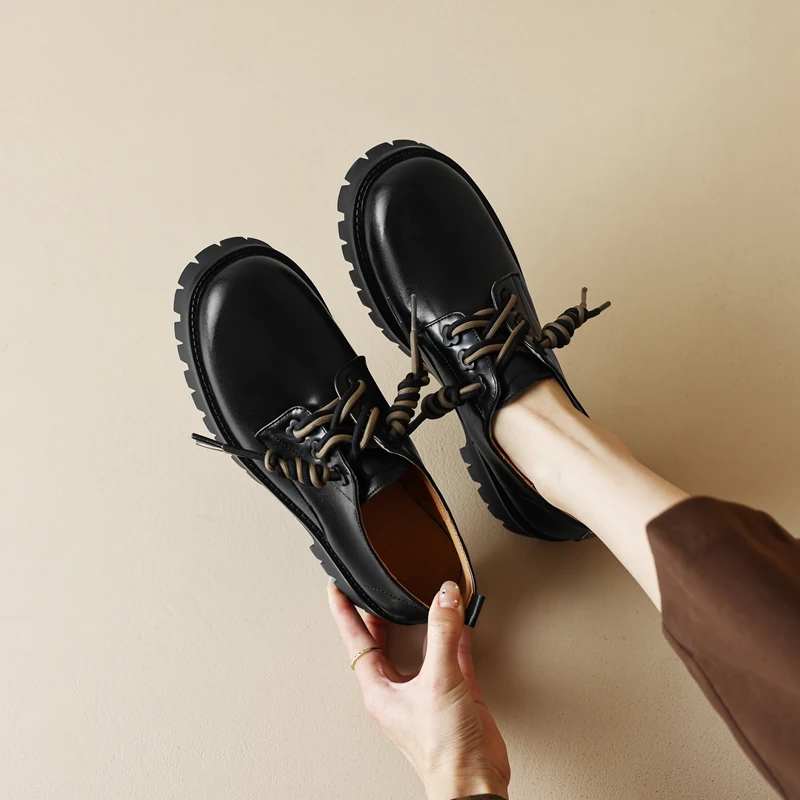 Round toe thick sole lace-up oxford casual shoes - Image 4
