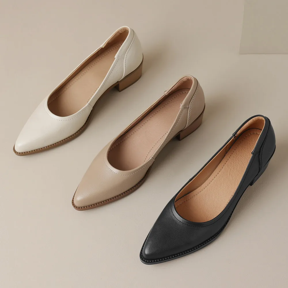 Vintage thick heels pointed toe leather pumps - Image 2