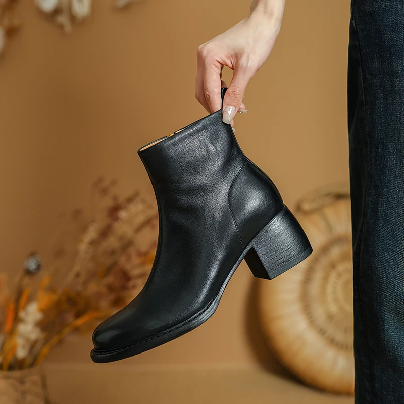 Genuine leather winter ankle boots with thick heel - Image 4