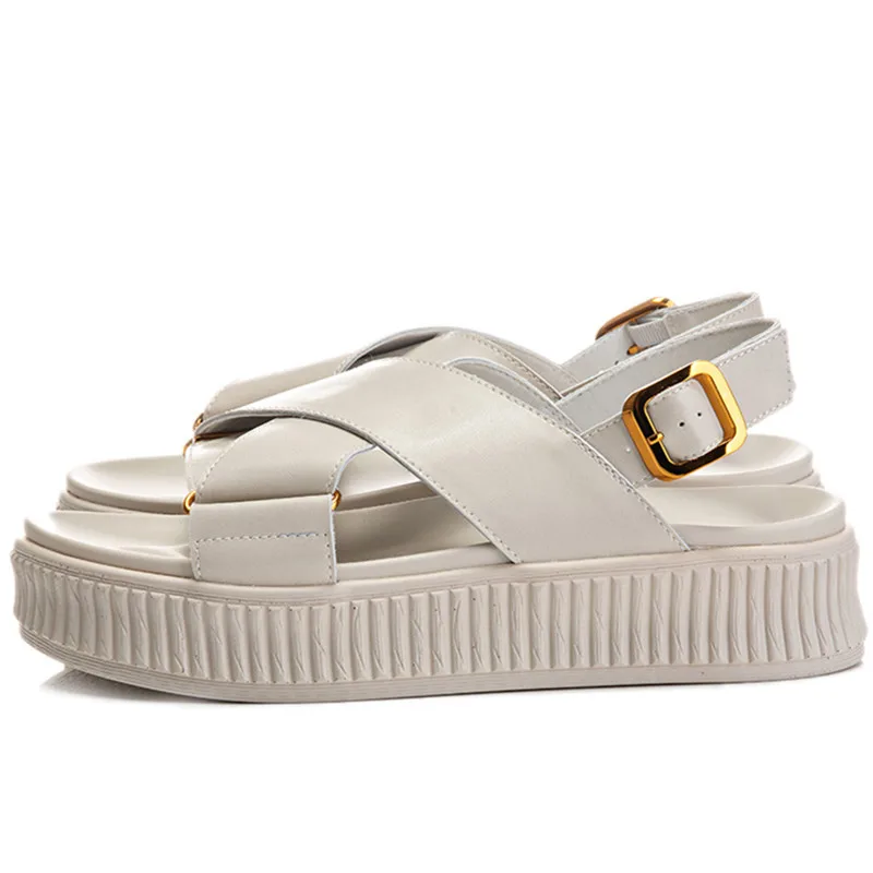 Retro flat heels platform sandals with back strap - Image 6