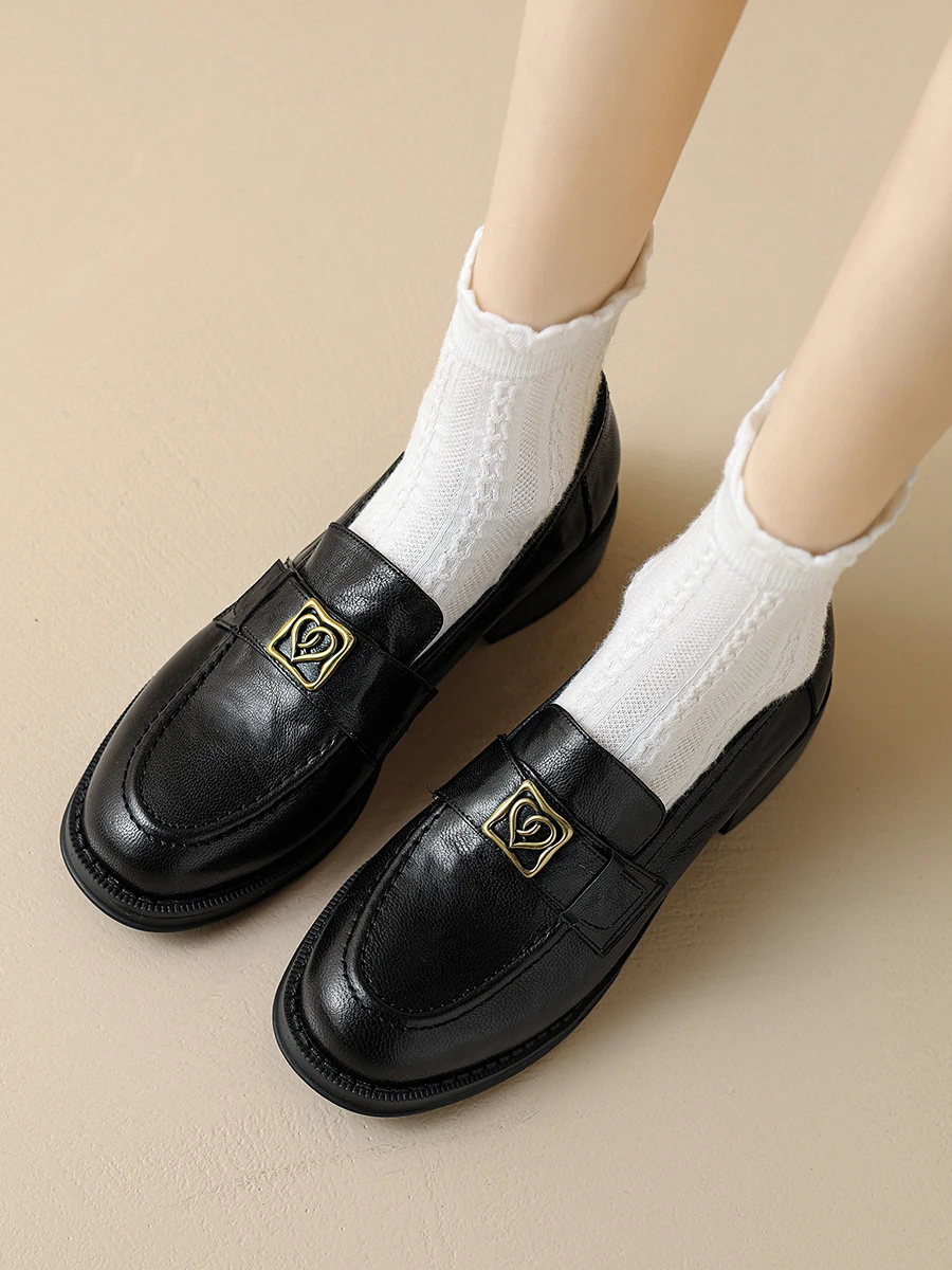 Genuine sheepskin leather loafers with metal decoration and block heel - Image 6