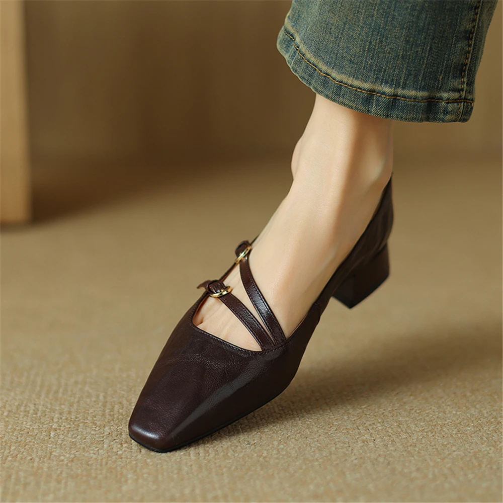 Thick heeled leather pumps with buckles - Image 4