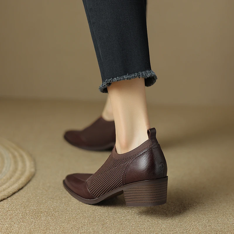 Sheepskin leather pointed toe slip-on pumps with square med heels - Image 5