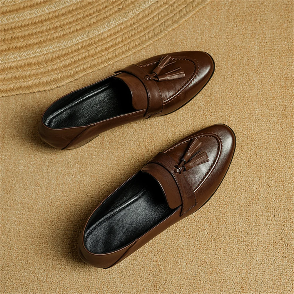 Genuine leather high heeled loafers - Image 6