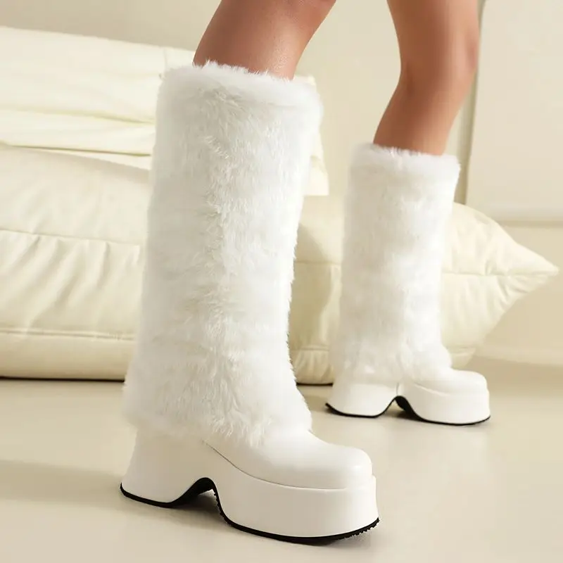 Fashion snow boots with chunky heels and square toe - Image 9