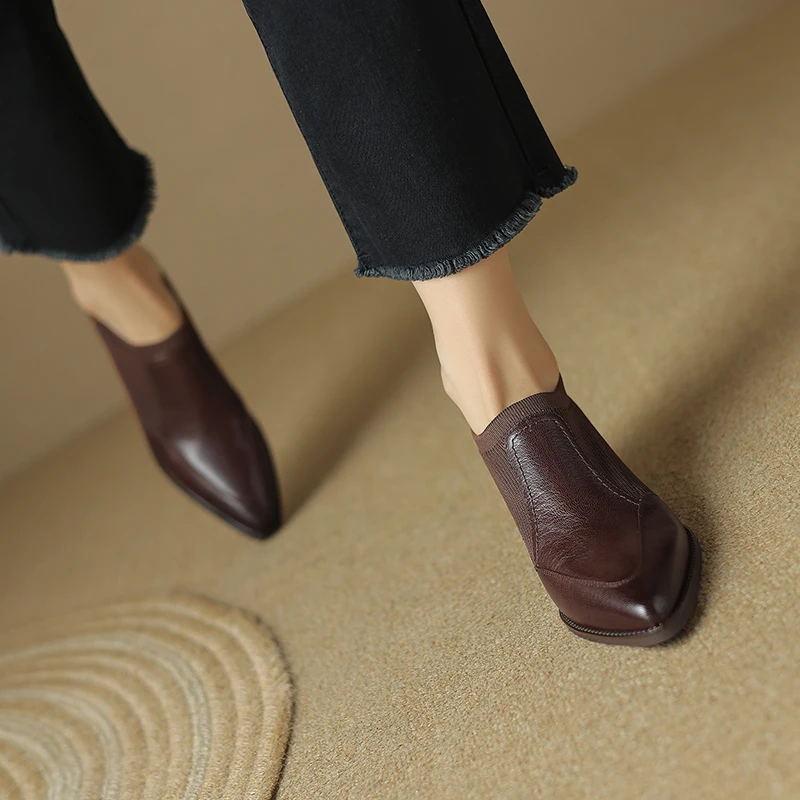 Sheepskin leather pointed toe slip-on pumps with square med heels - Image 4