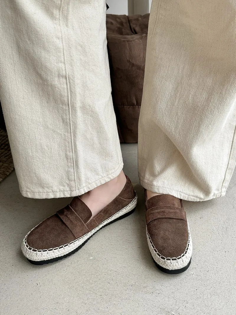 Genuine leather slip-on loafers with platform sole - Image 7