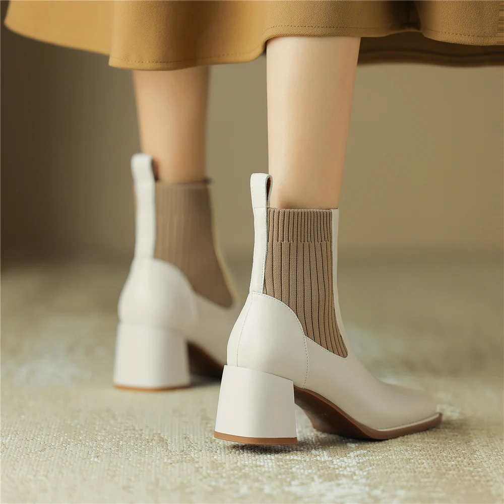 Thick high heel ankle boots with square toe in genuine leather - Image 4