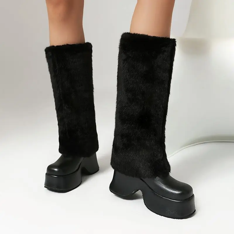 Fashion snow boots with chunky heels and square toe - Image 5