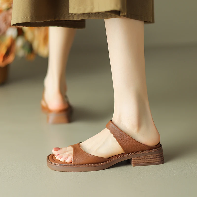 Genuine leather thick heel casual slippers - Image 13