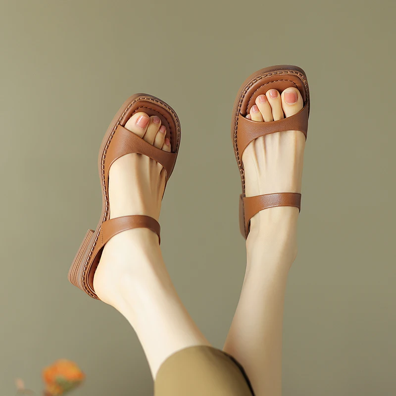 Genuine leather thick heel casual slippers - Image 14