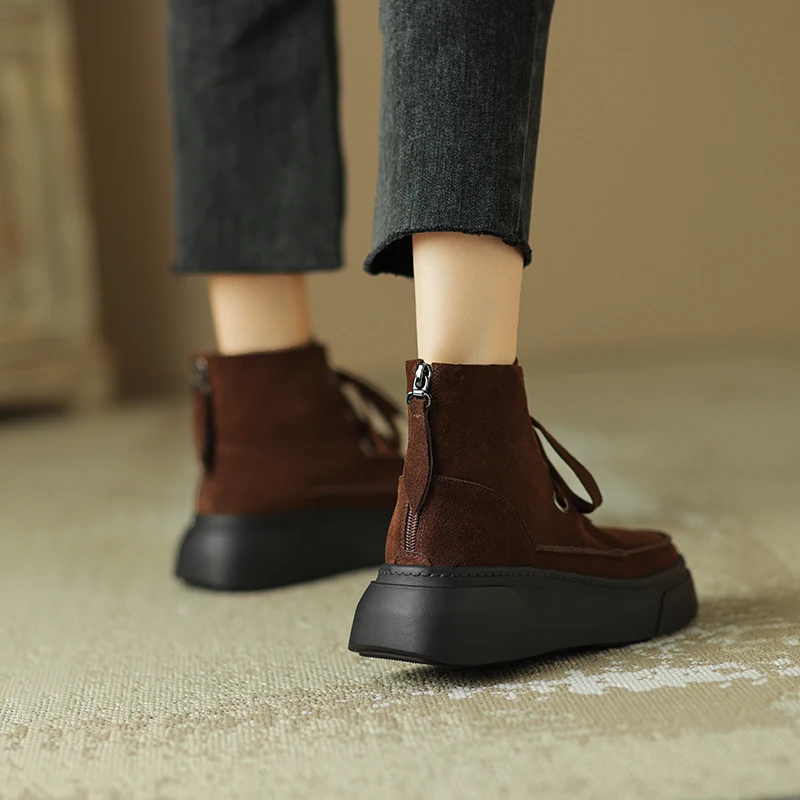 Cow suede leather ankle boots with chunky heels and zipper - Image 5