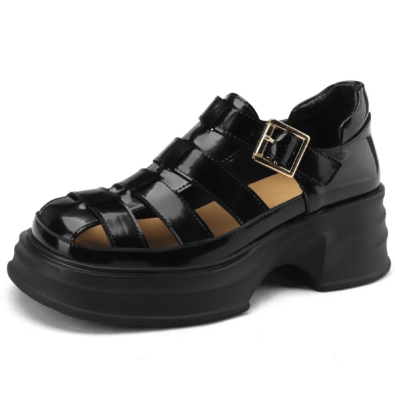 White platform sandals - Image 5