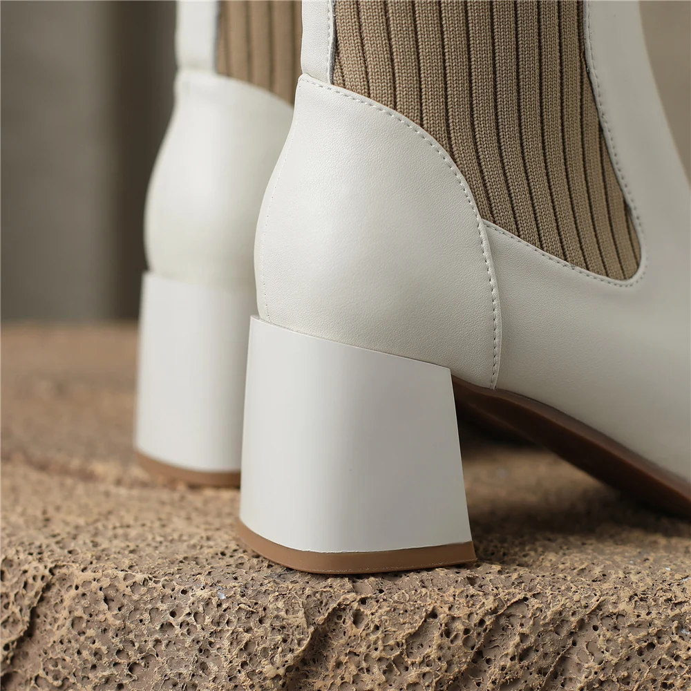 Thick high heel ankle boots with square toe in genuine leather - Image 7