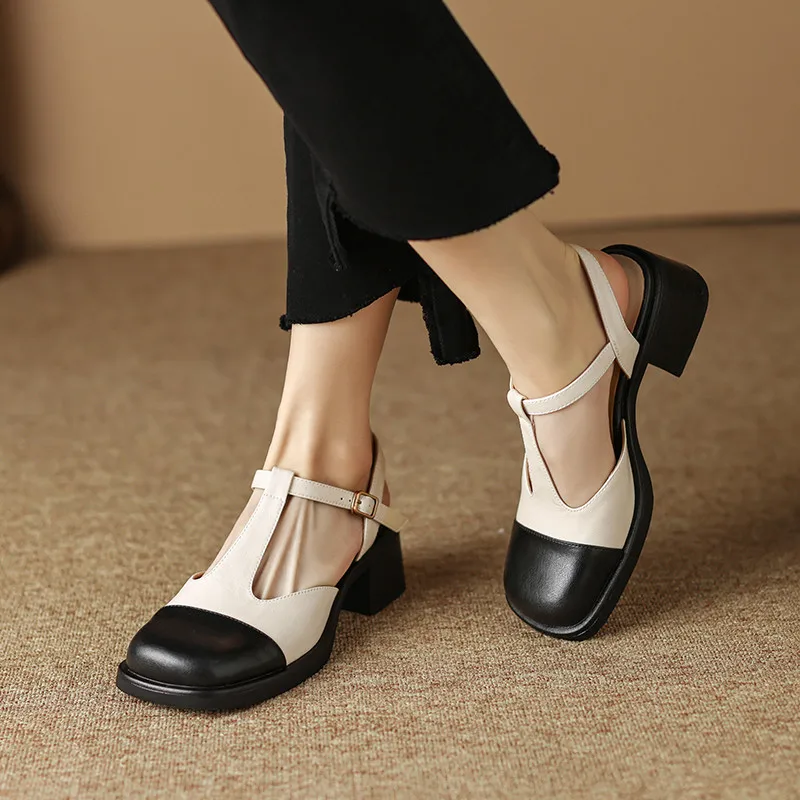 Two-tone heeled mary janes - Image 5