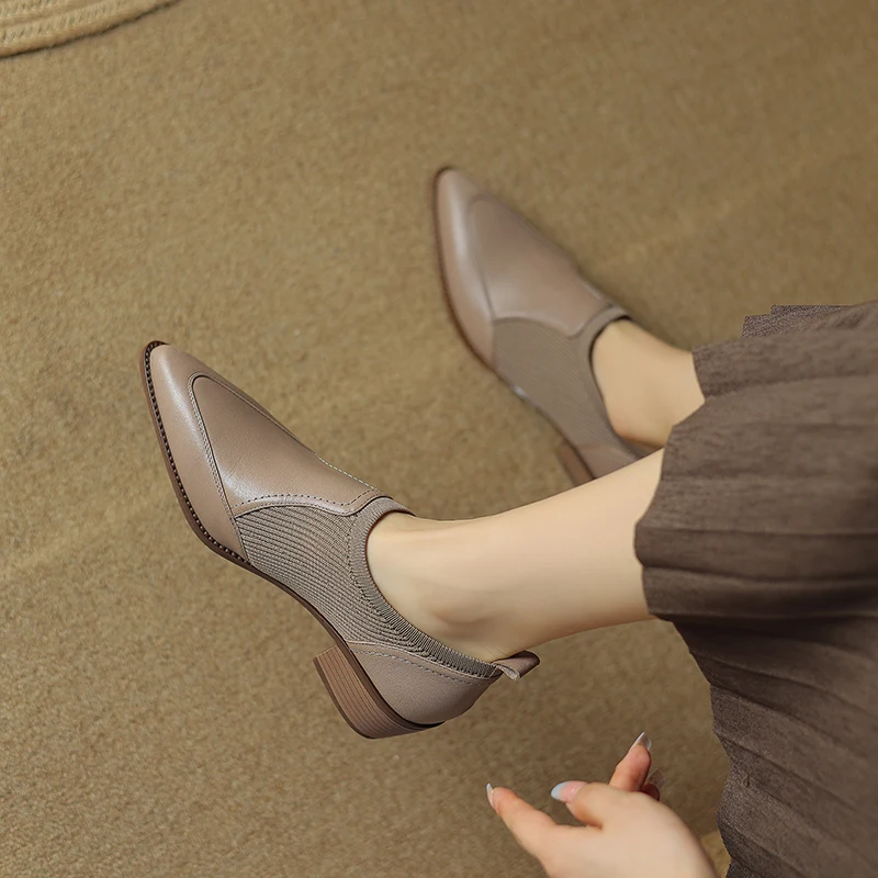 Sheepskin leather pointed toe slip-on pumps with square med heels - Image 7