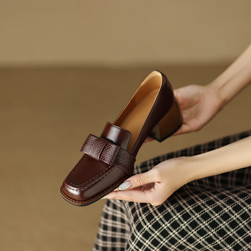 Square toe thick heel leather pumps for office wear - Image 5