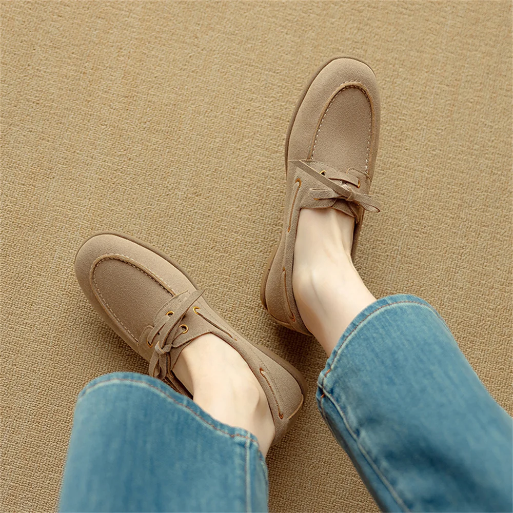 Suede leather lace-up loafers with bowtie detail - Image 2