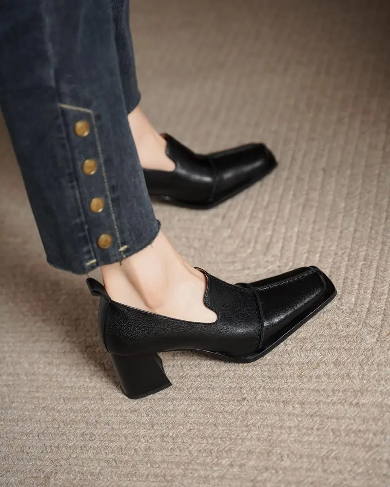 Genuine leather slip-on loafers with chunky heels - Image 7
