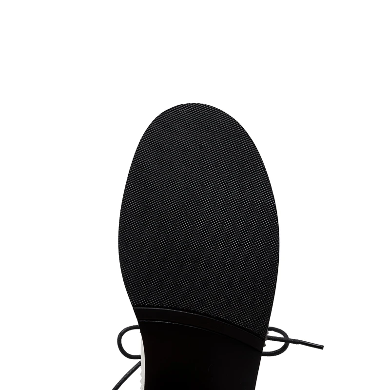 Hollow out leather lace up round head heels - Image 9