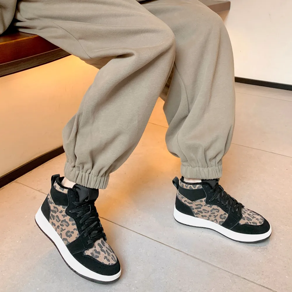 Lace-up genuine leather warm sneakers - Image 2