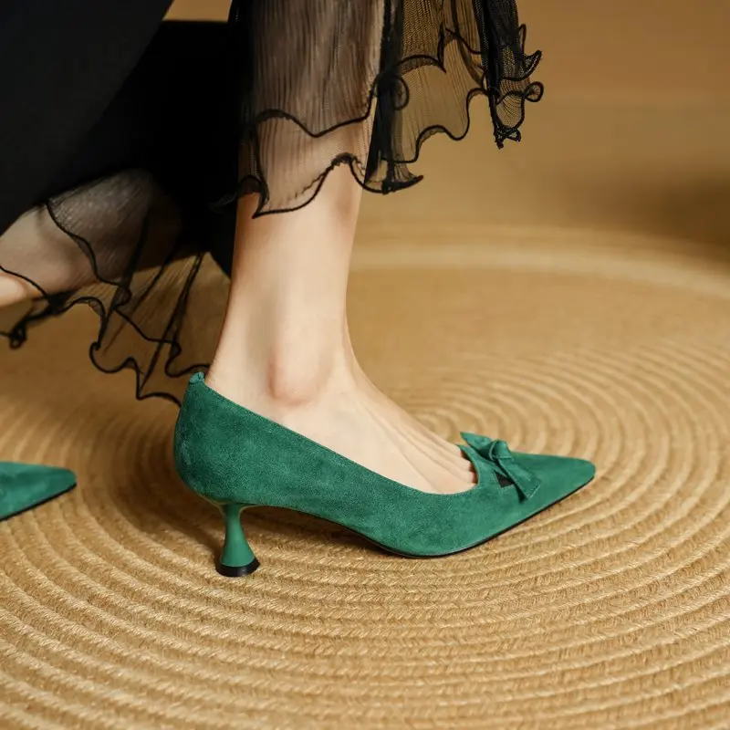 Suede pointed toe high heels with bowtie - Image 5