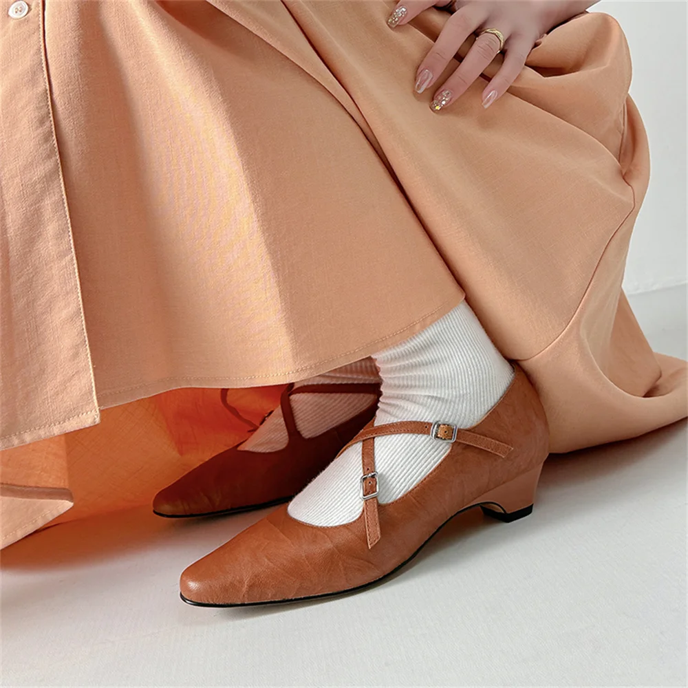 Genuine leather kitten high heels party pumps - Image 2