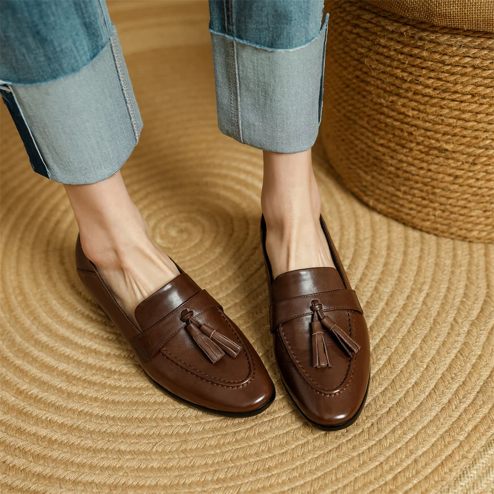 Genuine leather high heeled loafers - Image 3