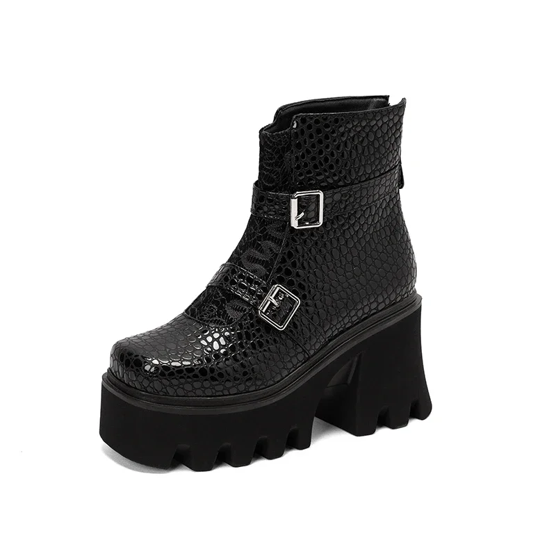 Plaid pattern microfiber ankle boots with back zip and buckle - Image 2