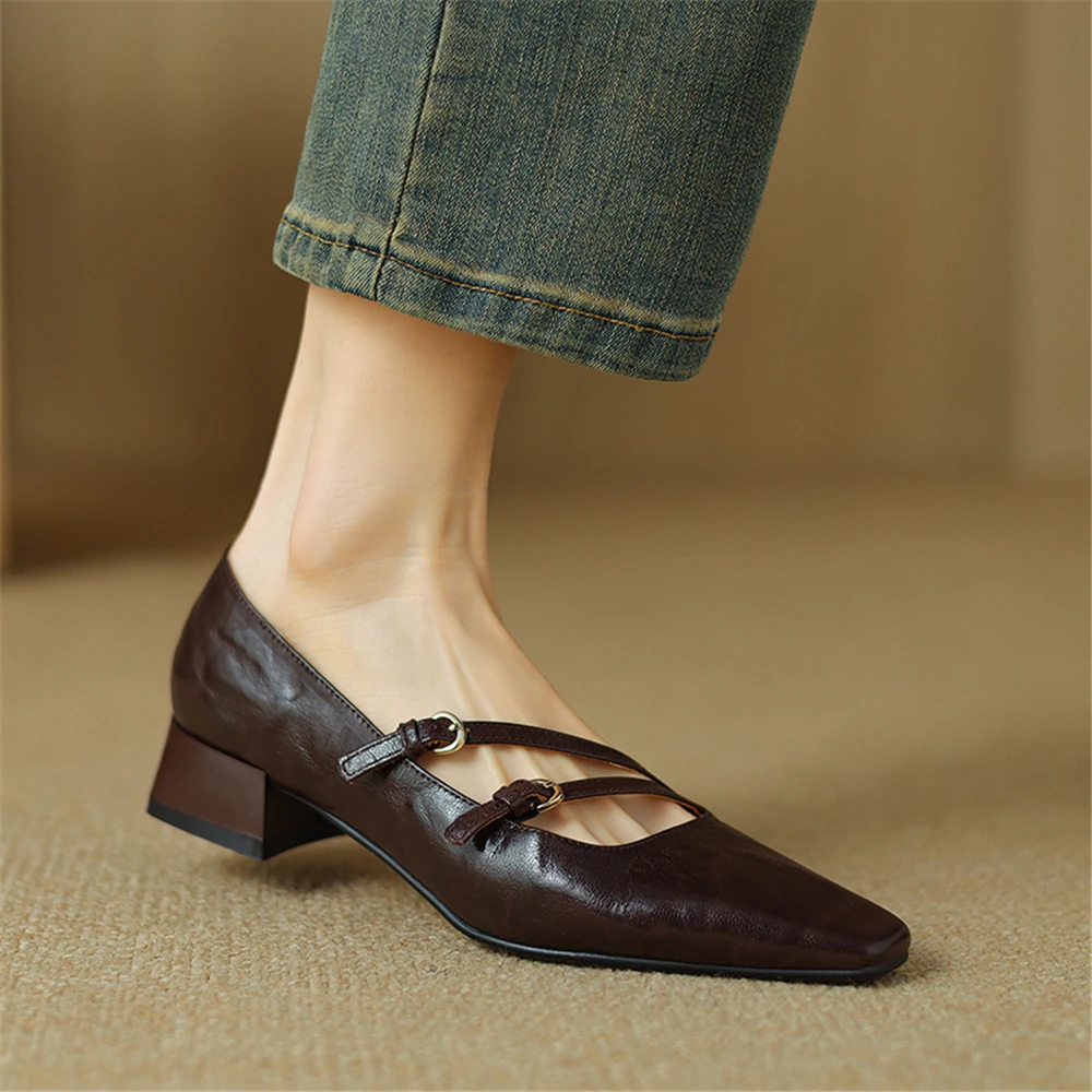 Thick heeled leather pumps with buckles - Image 9